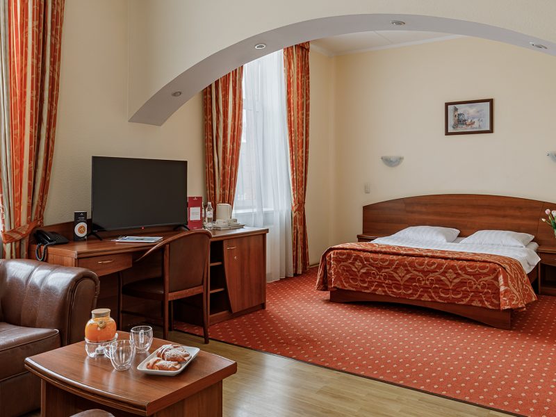 Maxima room 1 Maxima room 1